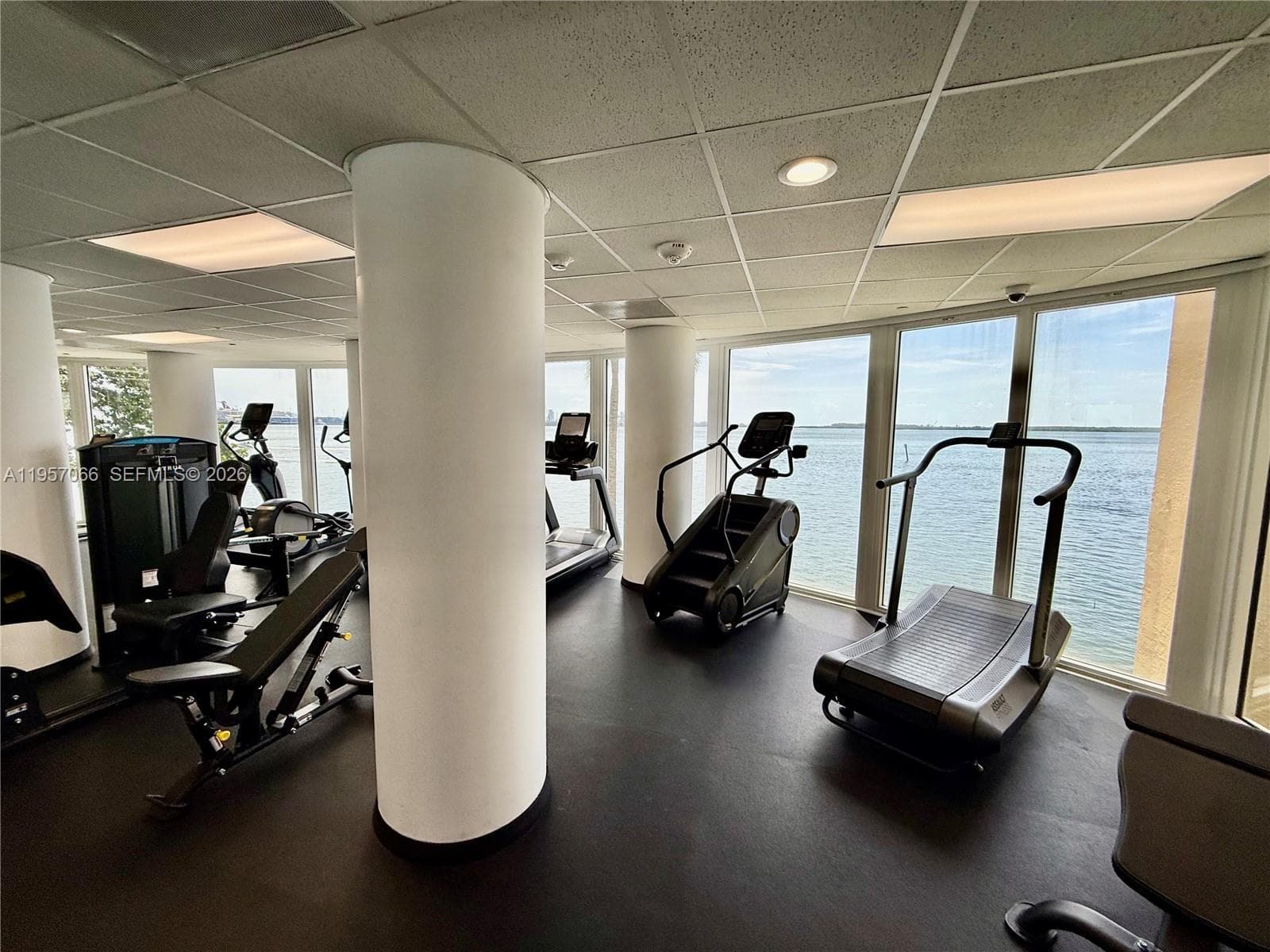 770 Claughton Island Dr # 1503, Miami FL 33131 — 35