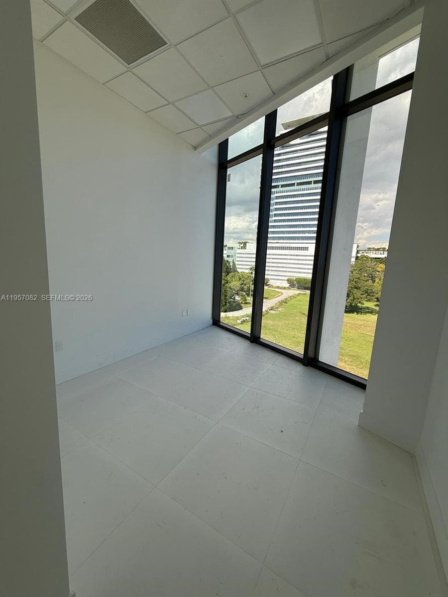 Aventura, FL — 7