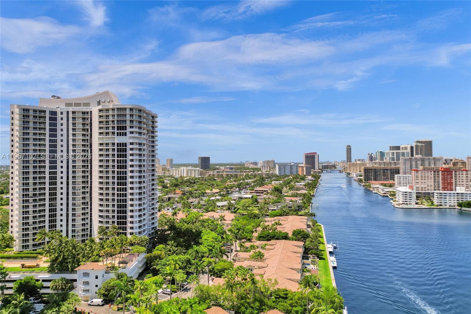 21200 Point Place # 403, Aventura FL 33180 — 3