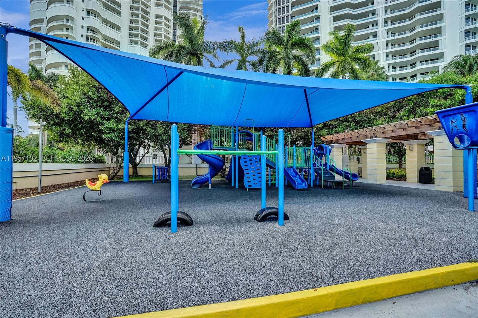 21200 Point Place # 403, Aventura FL 33180 — 81