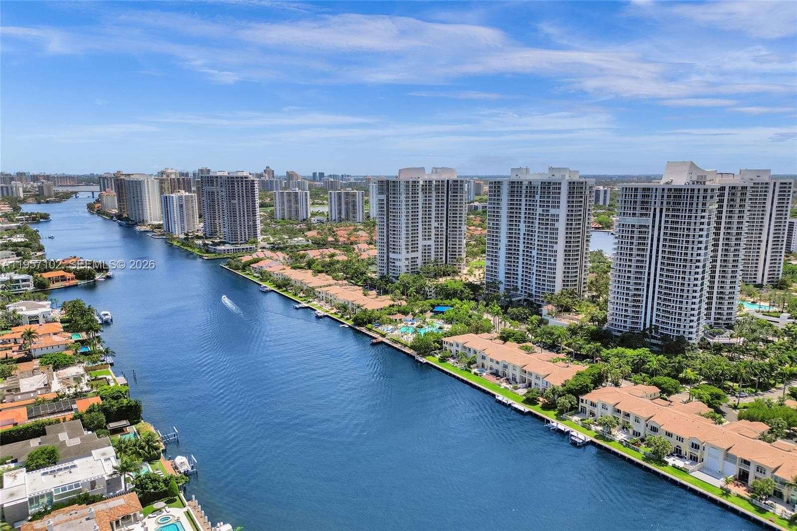 21200 Point Place # 403, Aventura FL 33180 — 5