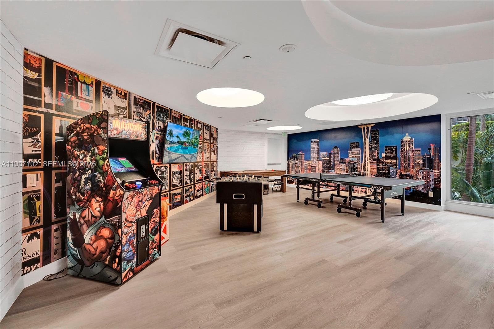 21200 Point Place # 403, Aventura FL 33180 — 92