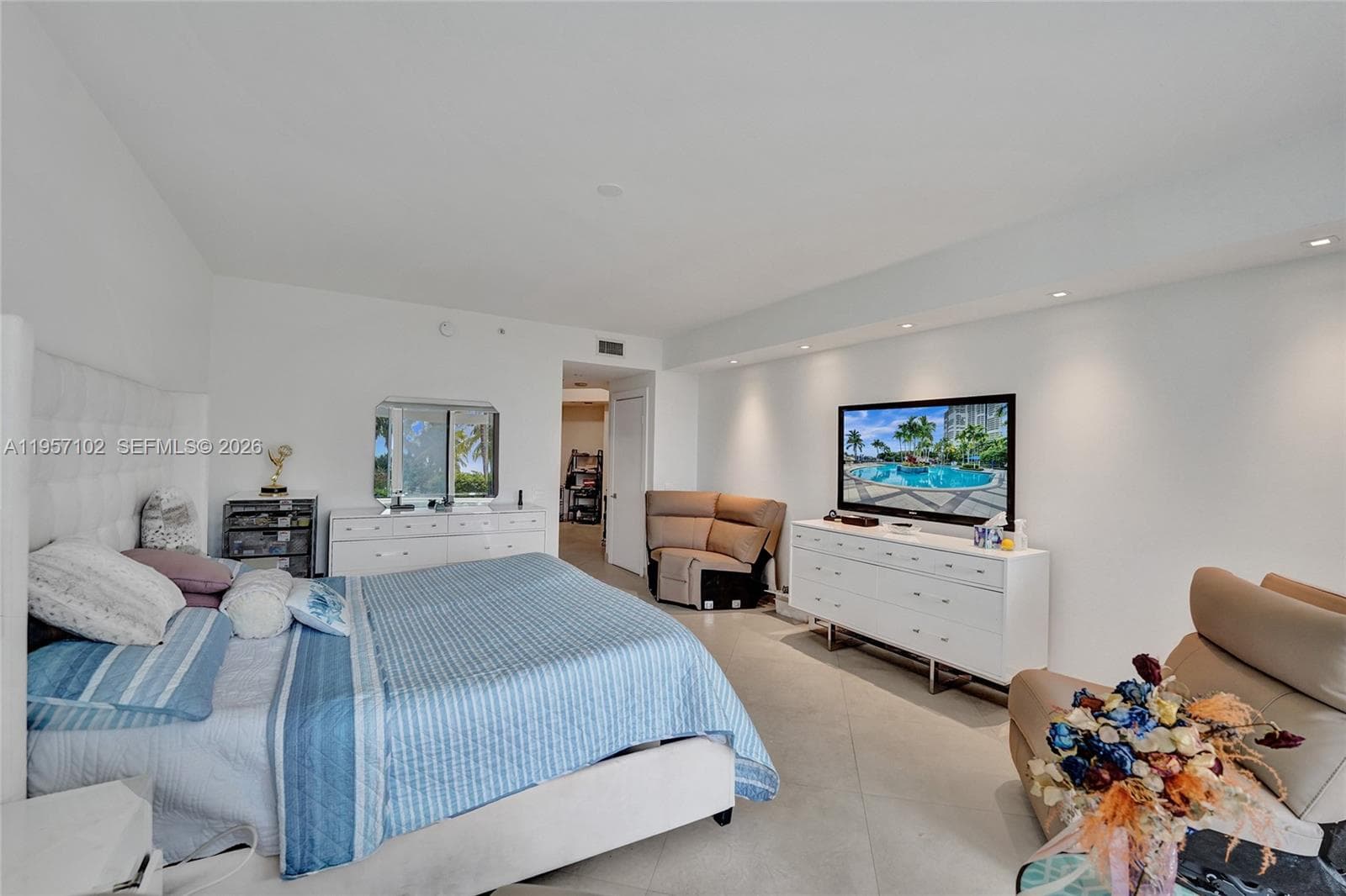 21200 Point Place # 403, Aventura FL 33180 — 65