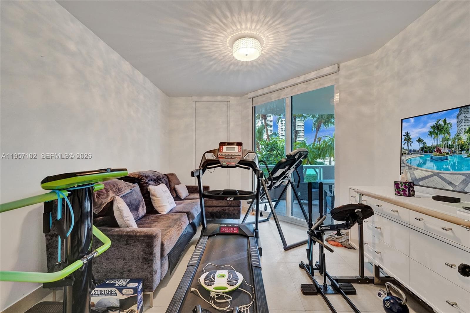 21200 Point Place # 403, Aventura FL 33180 — 49
