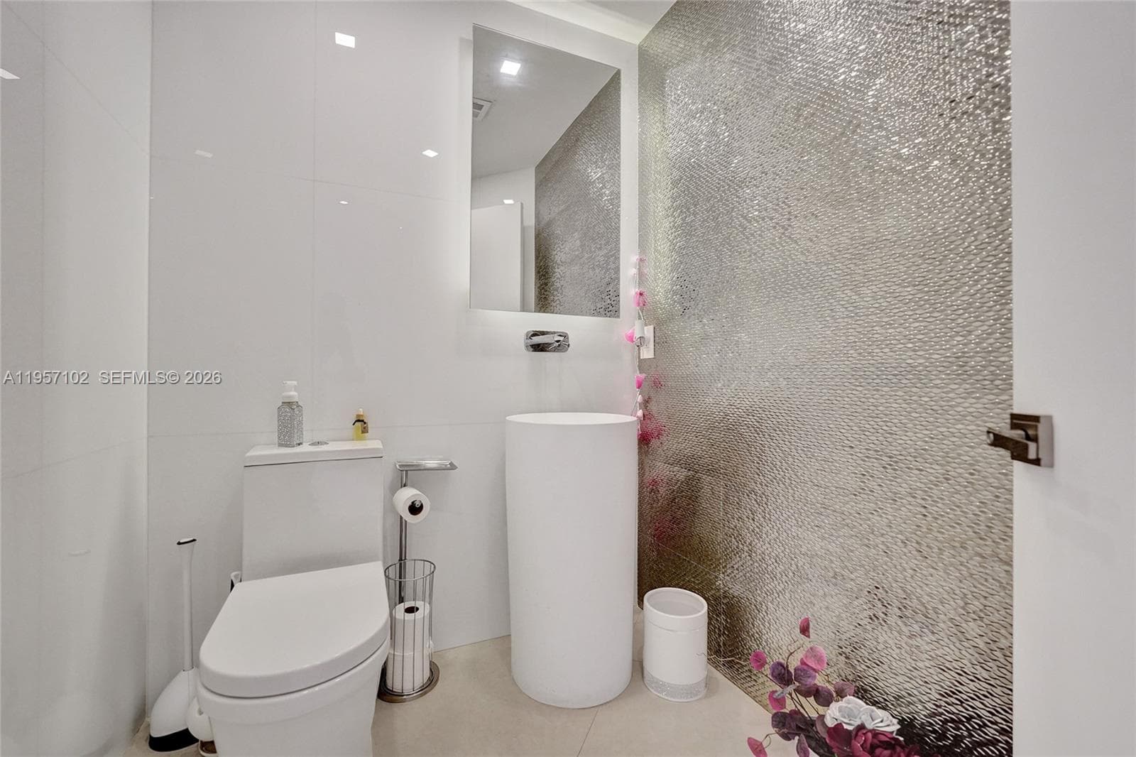 21200 Point Place # 403, Aventura FL 33180 — 45