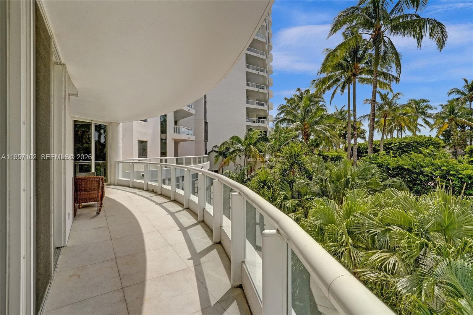 21200 Point Place # 403, Aventura FL 33180 — 54