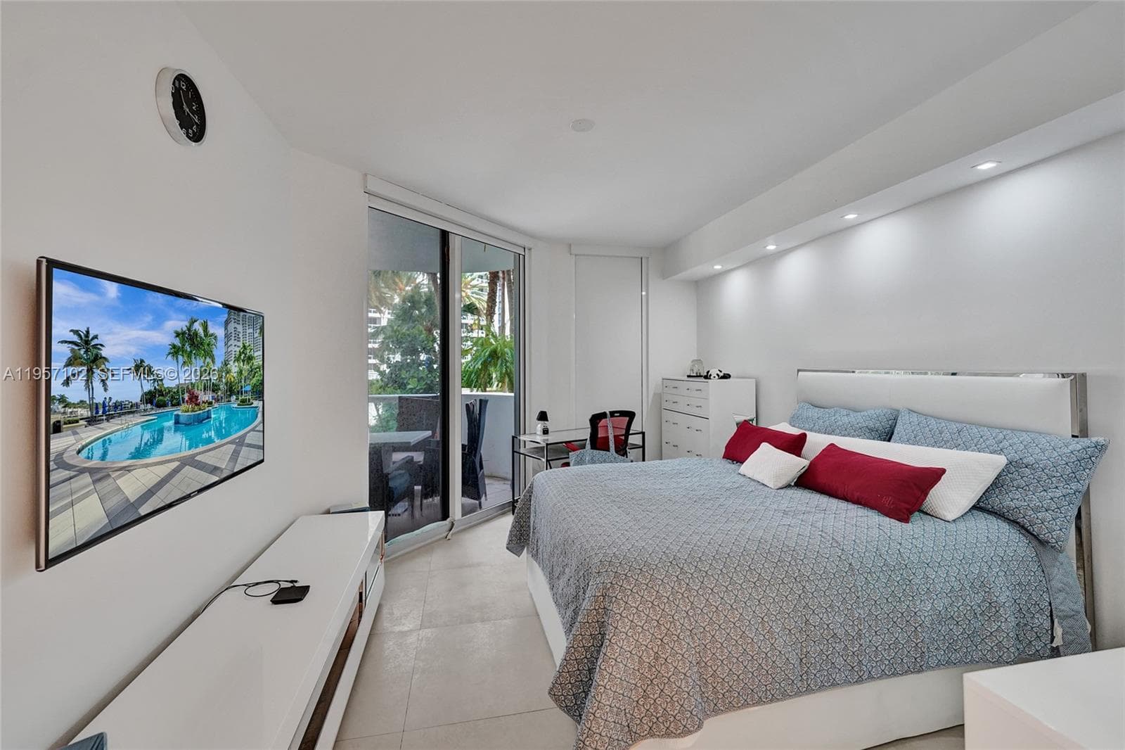 21200 Point Place # 403, Aventura FL 33180 — 58