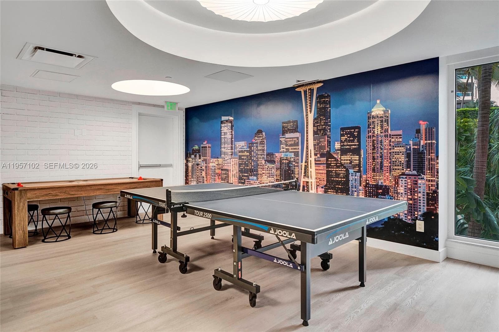21200 Point Place # 403, Aventura FL 33180 — 93