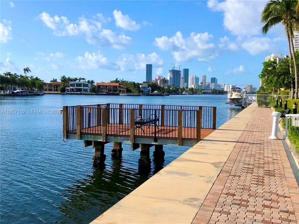 21200 Point Place # 403, Aventura FL 33180 — 78