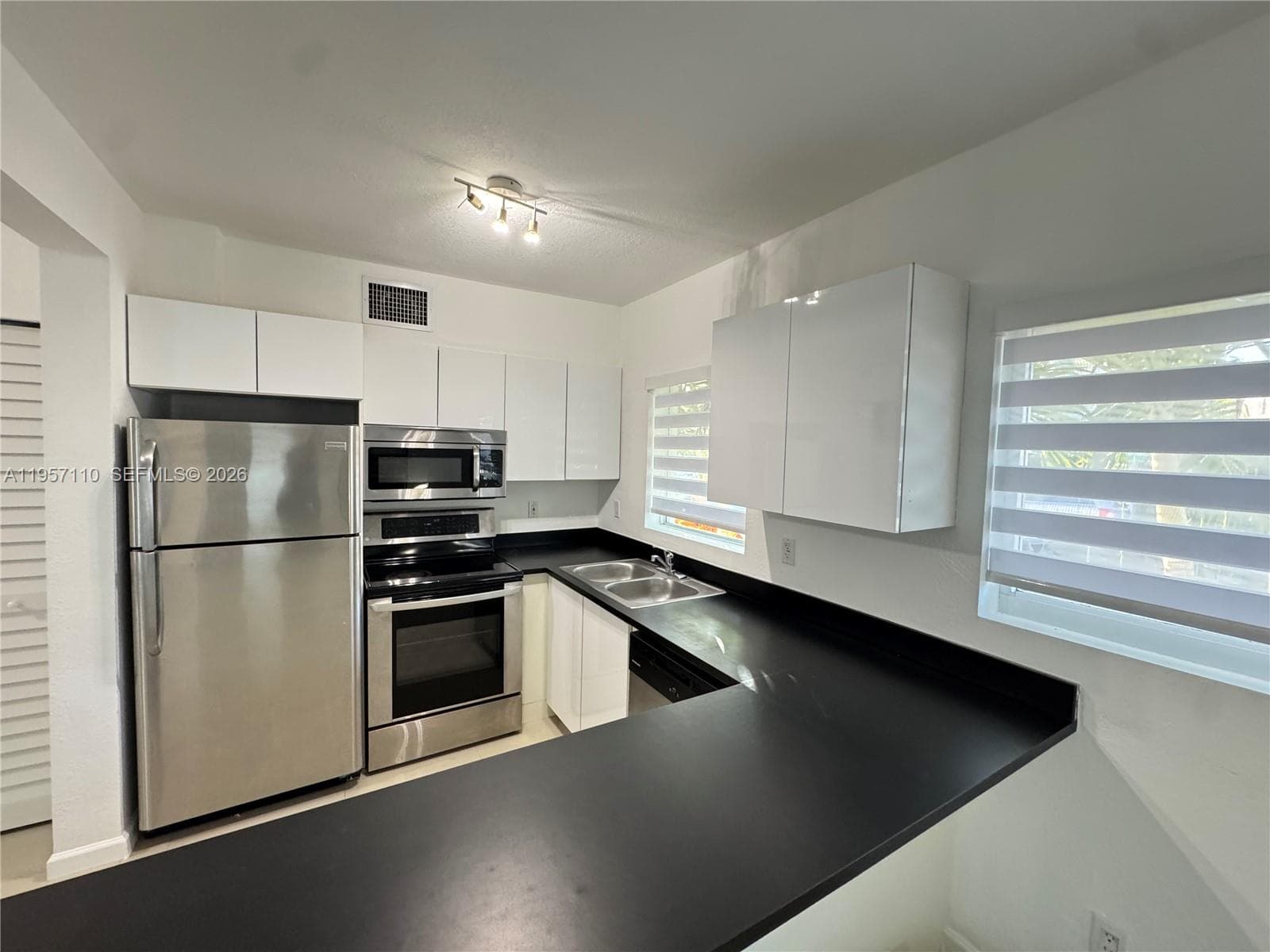 8035 Crespi Blvd # 1, Miami Beach FL 33141 — 3