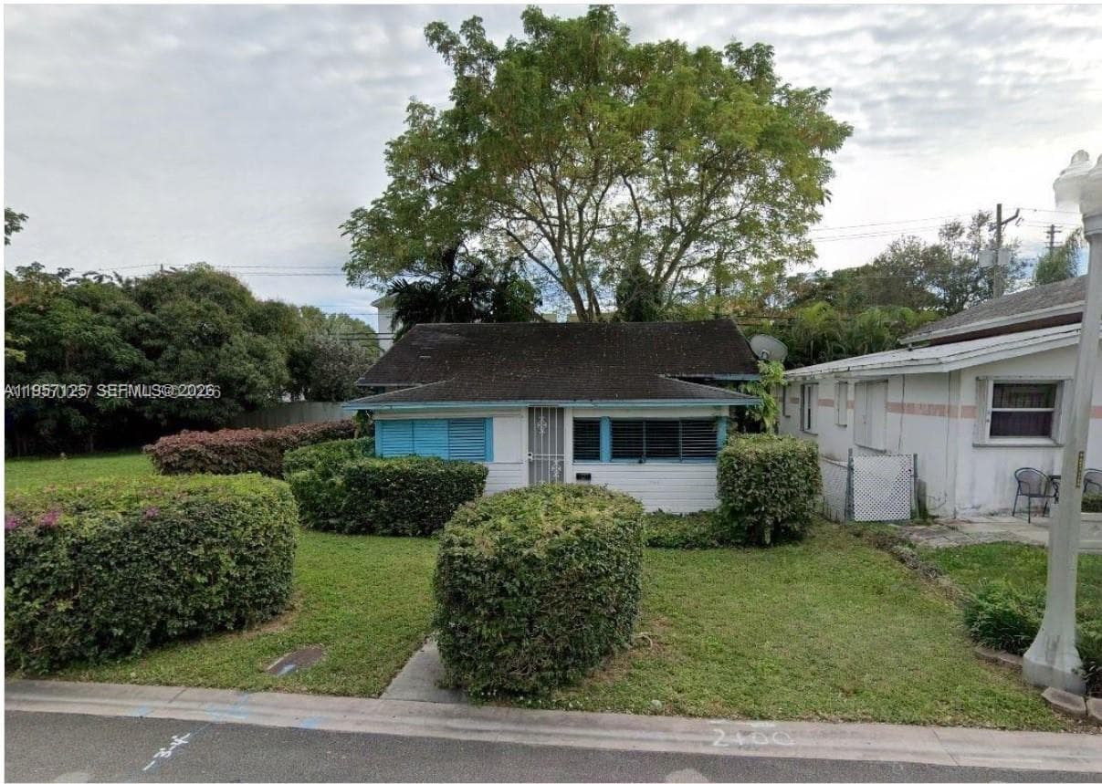 134 Florida Ave, Coral Gables FL 33133 — 1