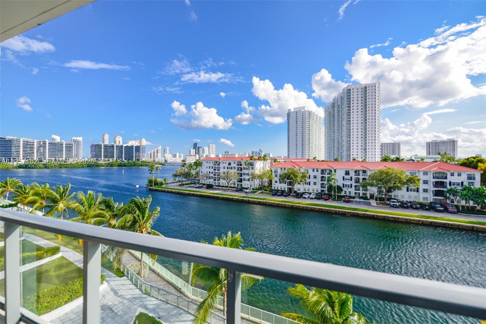 3250 NE 188th St # 404, Aventura FL 33180 — 27