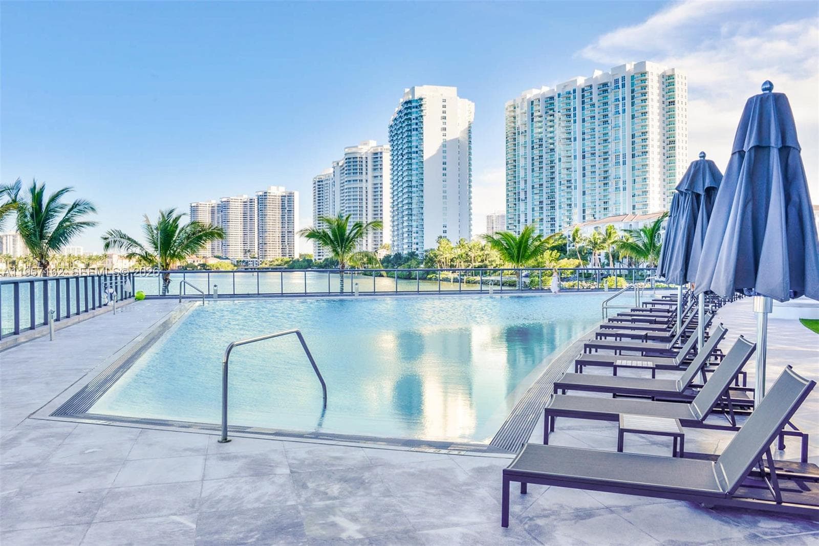 3250 NE 188th St # 404, Aventura FL 33180 — 34