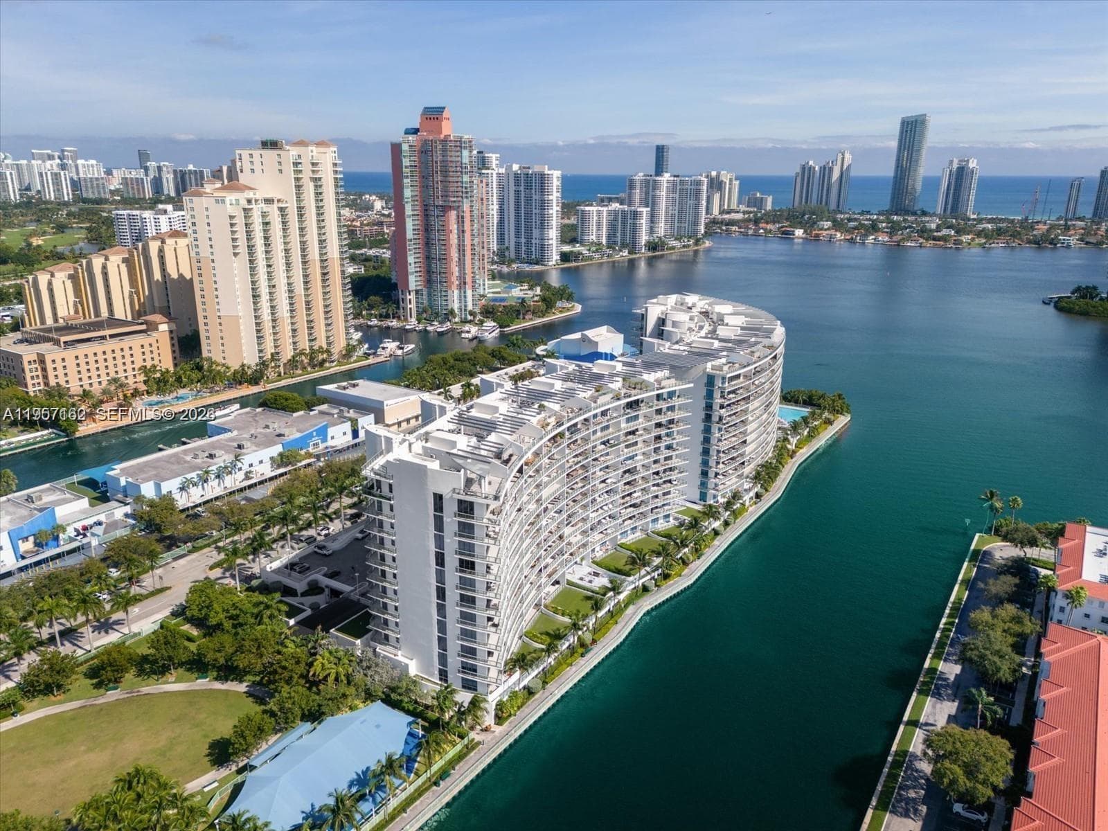 3250 NE 188th St # 404, Aventura FL 33180 — 45