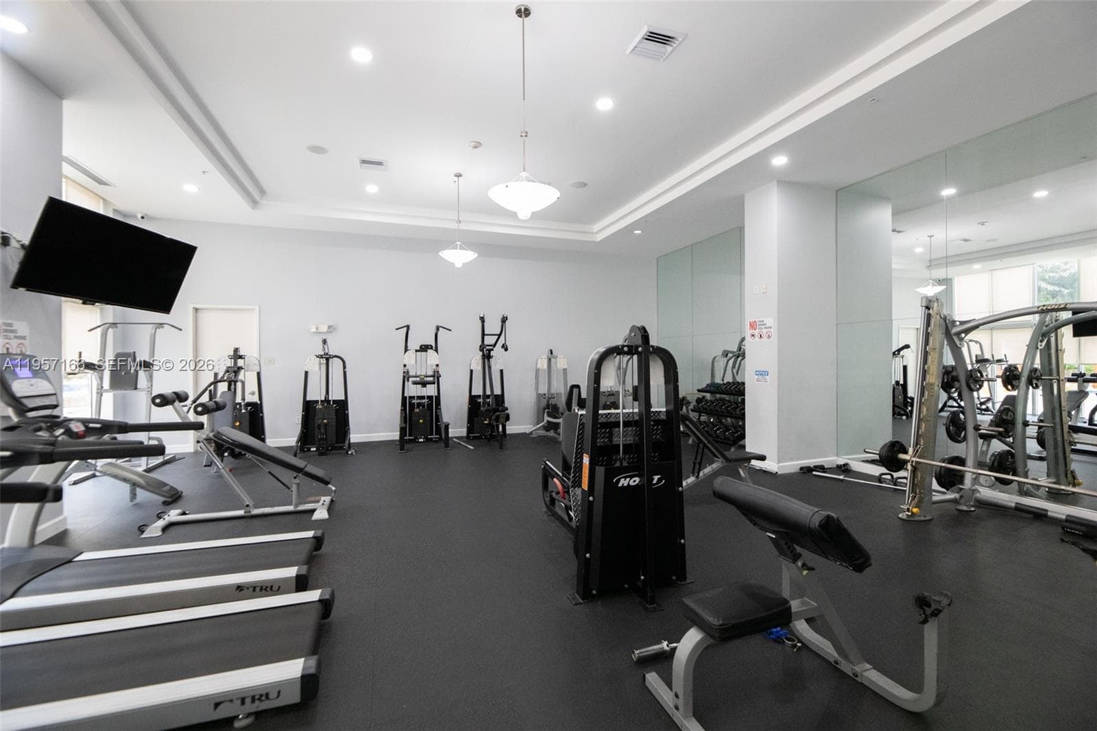 2775 NE 187th St # 215, Aventura FL 33180 — 38