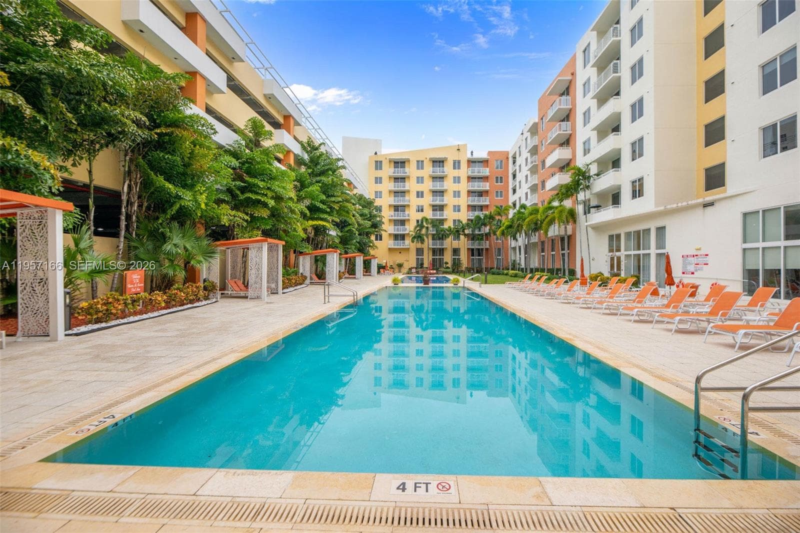 2775 NE 187th St # 215, Aventura FL 33180 — 33