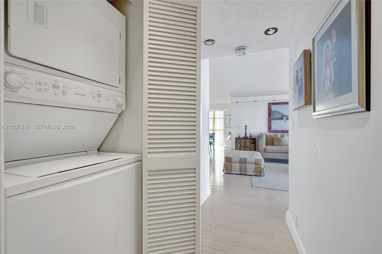 1000 Quayside Ter # 1402, Miami FL 33138 — 52