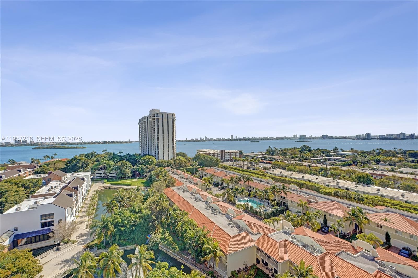 1000 Quayside Ter # 1402, Miami FL 33138 — 42