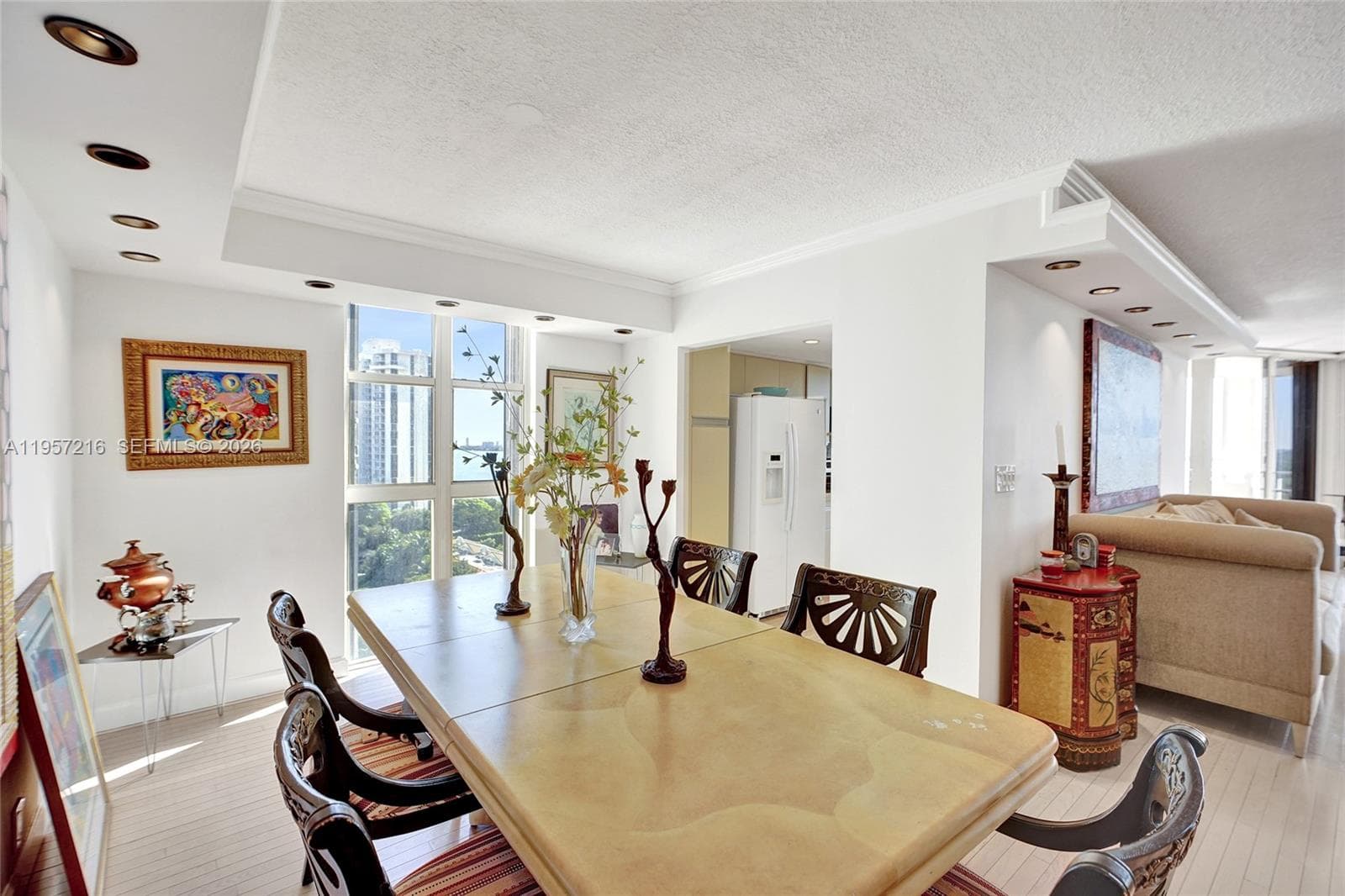 1000 Quayside Ter # 1402, Miami FL 33138 — 12