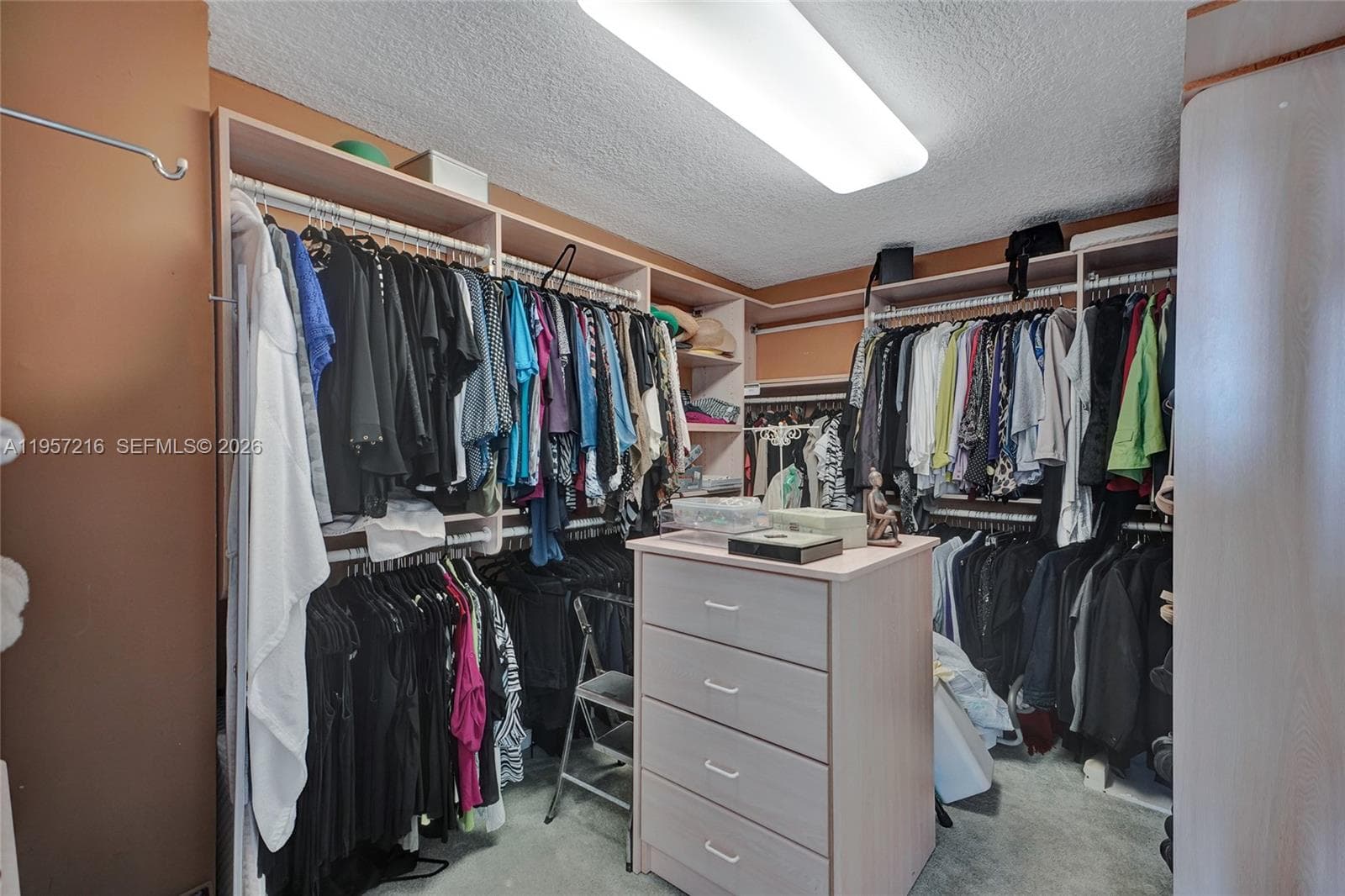 1000 Quayside Ter # 1402, Miami FL 33138 — 32