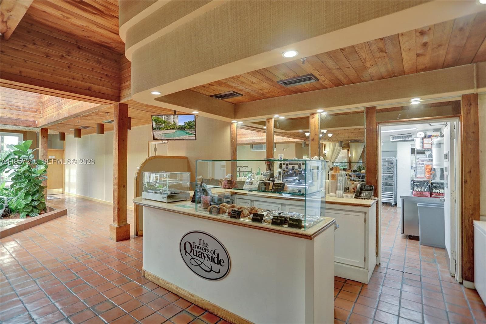 1000 Quayside Ter # 1402, Miami FL 33138 — 89