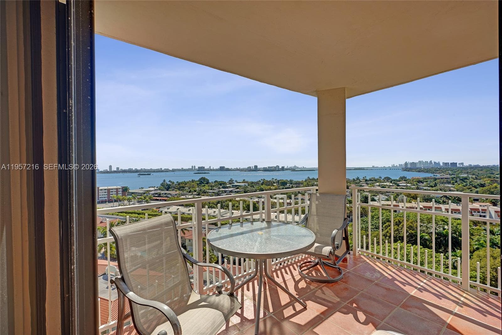 1000 Quayside Ter # 1402, Miami FL 33138 — 38