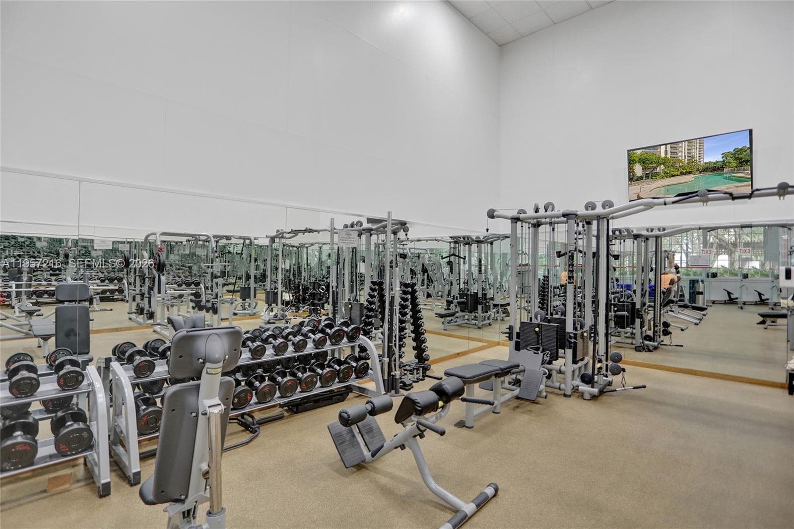 1000 Quayside Ter # 1402, Miami FL 33138 — 82