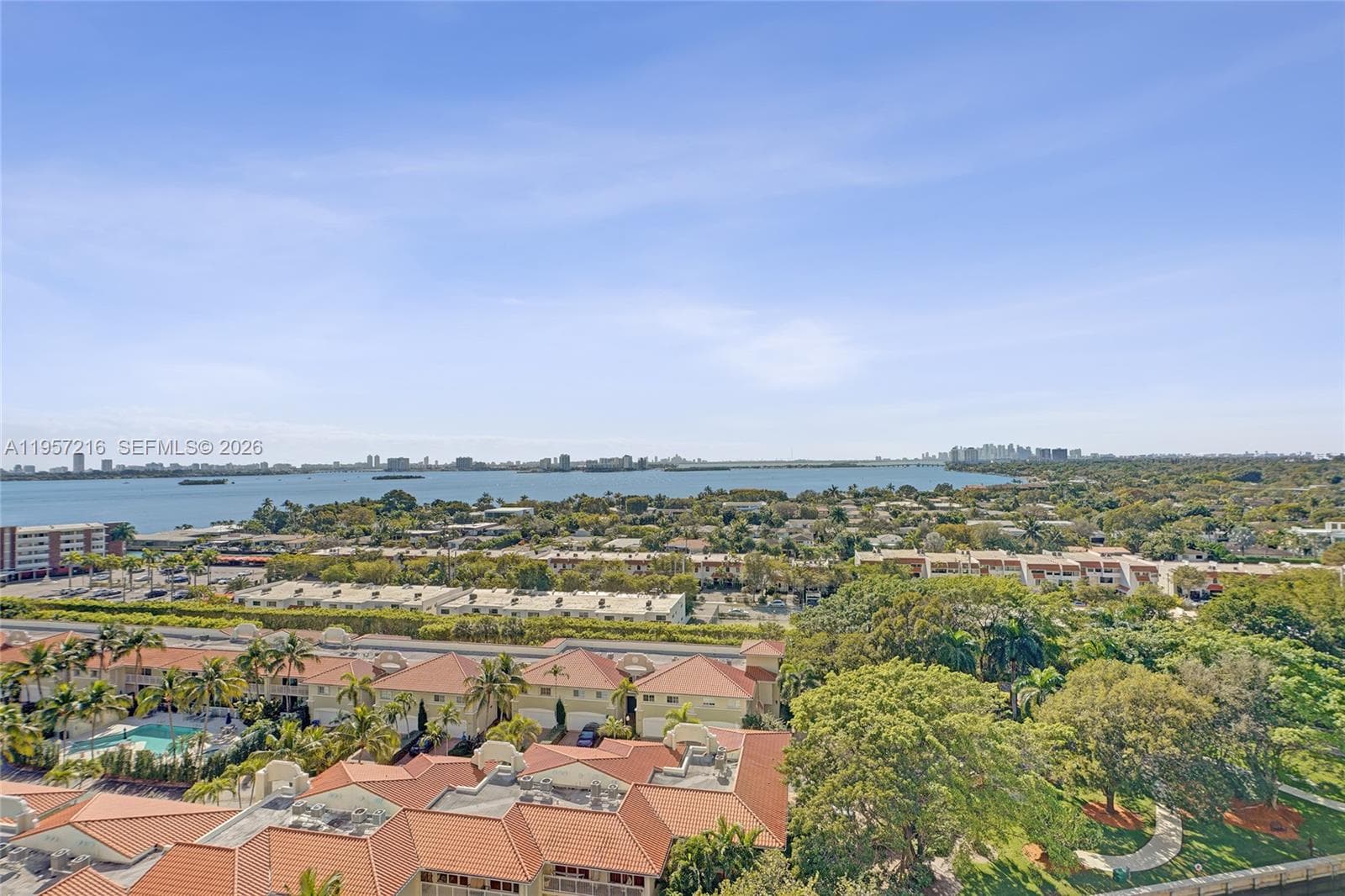 1000 Quayside Ter # 1402, Miami FL 33138 — 49