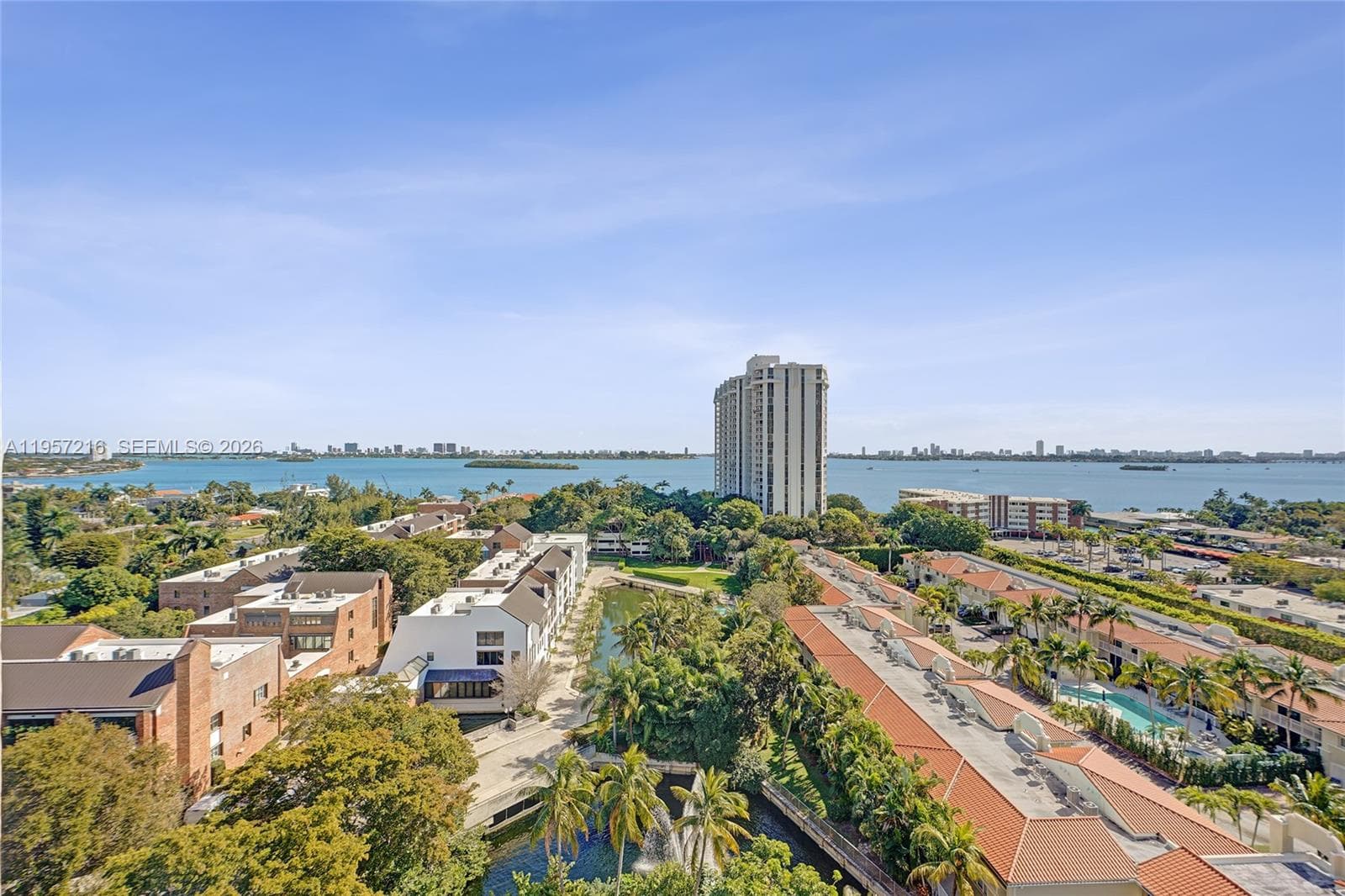 1000 Quayside Ter # 1402, Miami FL 33138 — 41