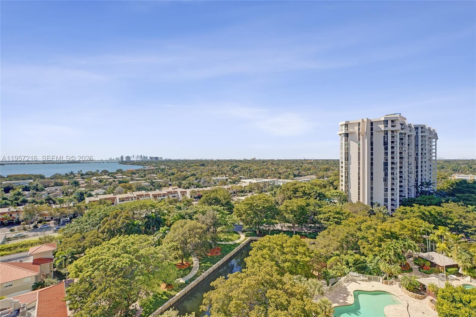 1000 Quayside Ter # 1402, Miami FL 33138 — 45