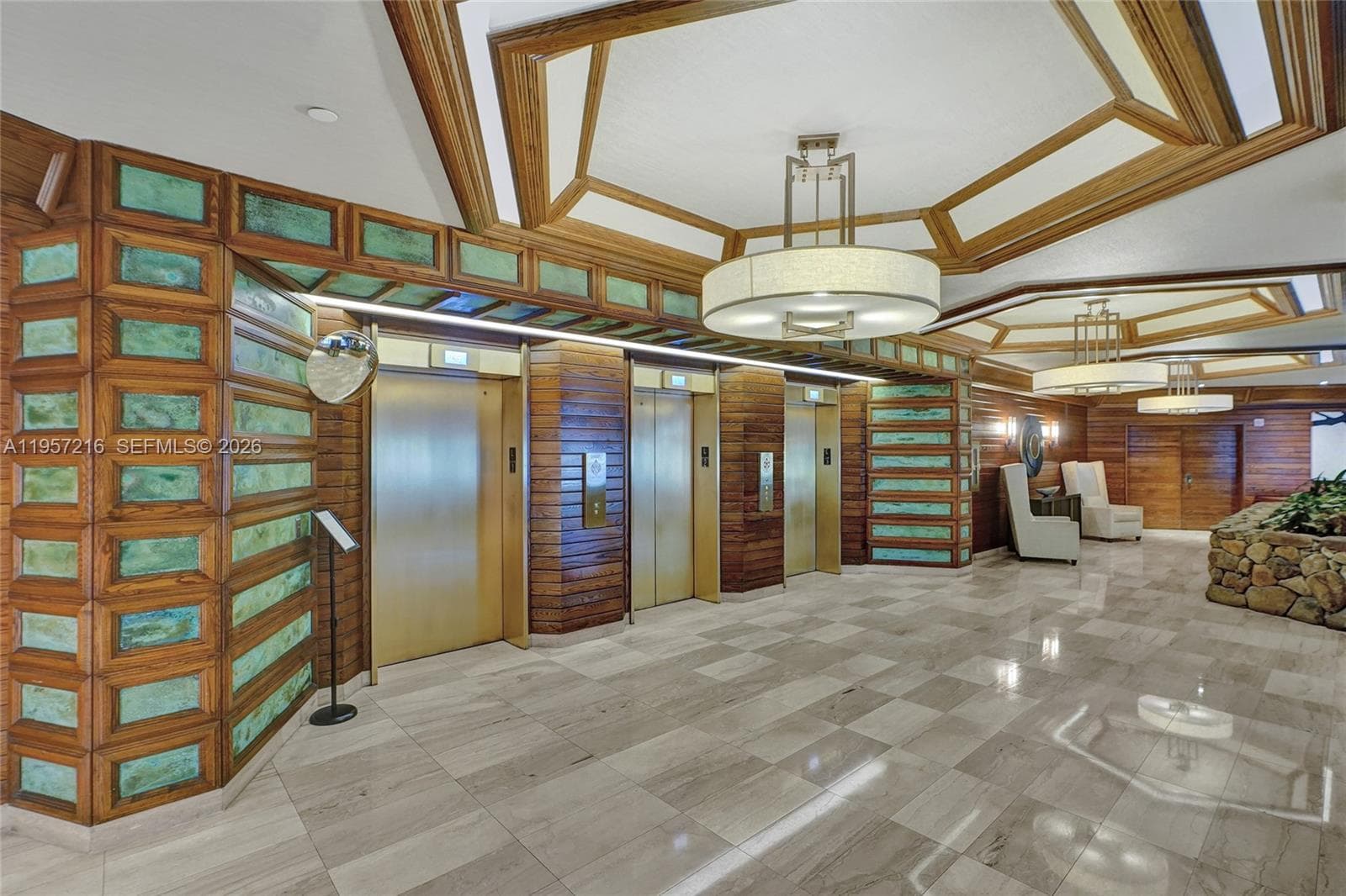 1000 Quayside Ter # 1402, Miami FL 33138 — 54
