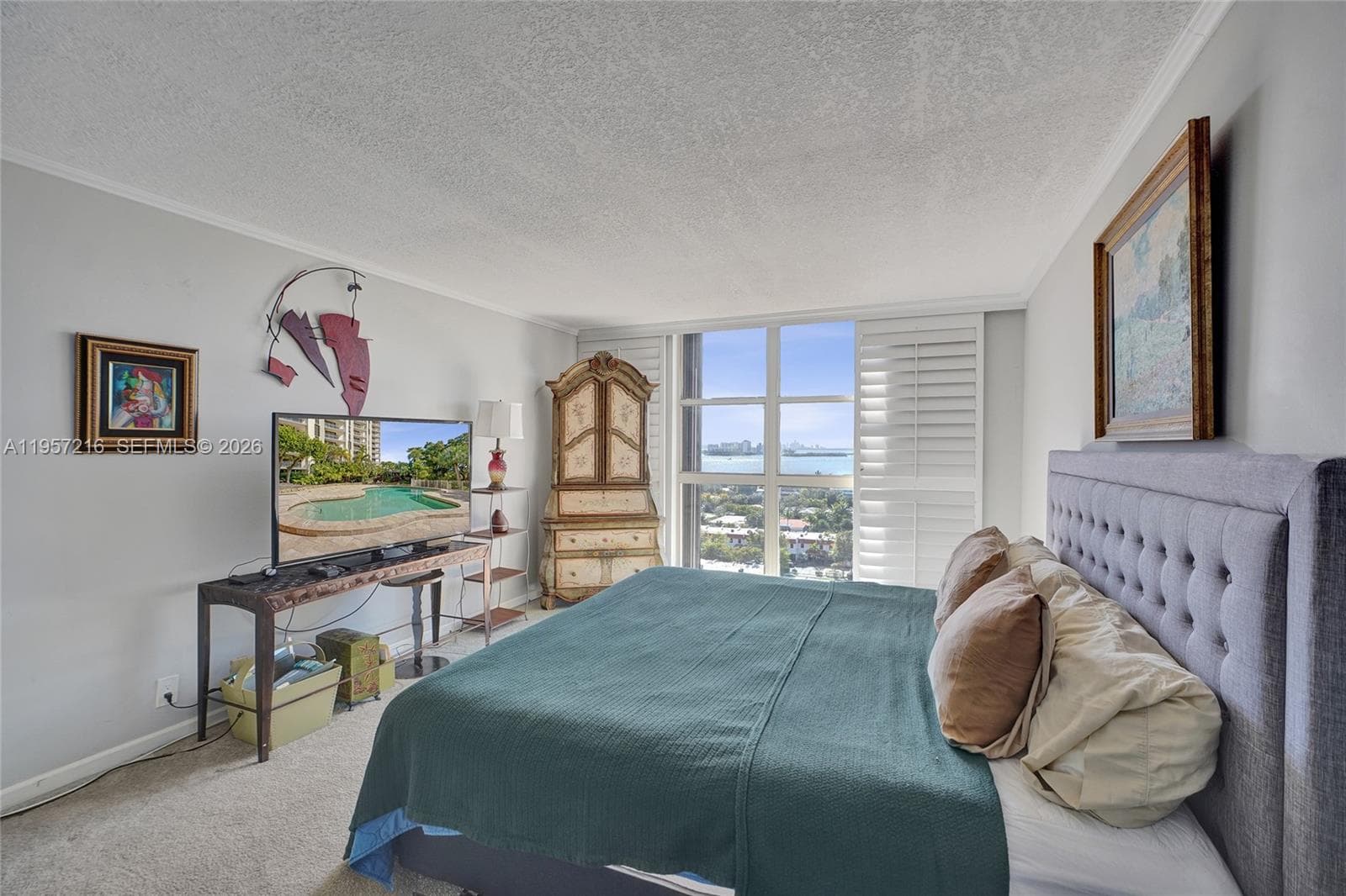 1000 Quayside Ter # 1402, Miami FL 33138 — 29