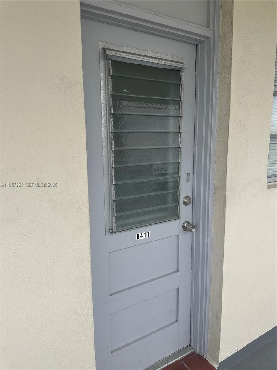 2855 Leonard Dr # H411, Aventura FL 33160 — 4