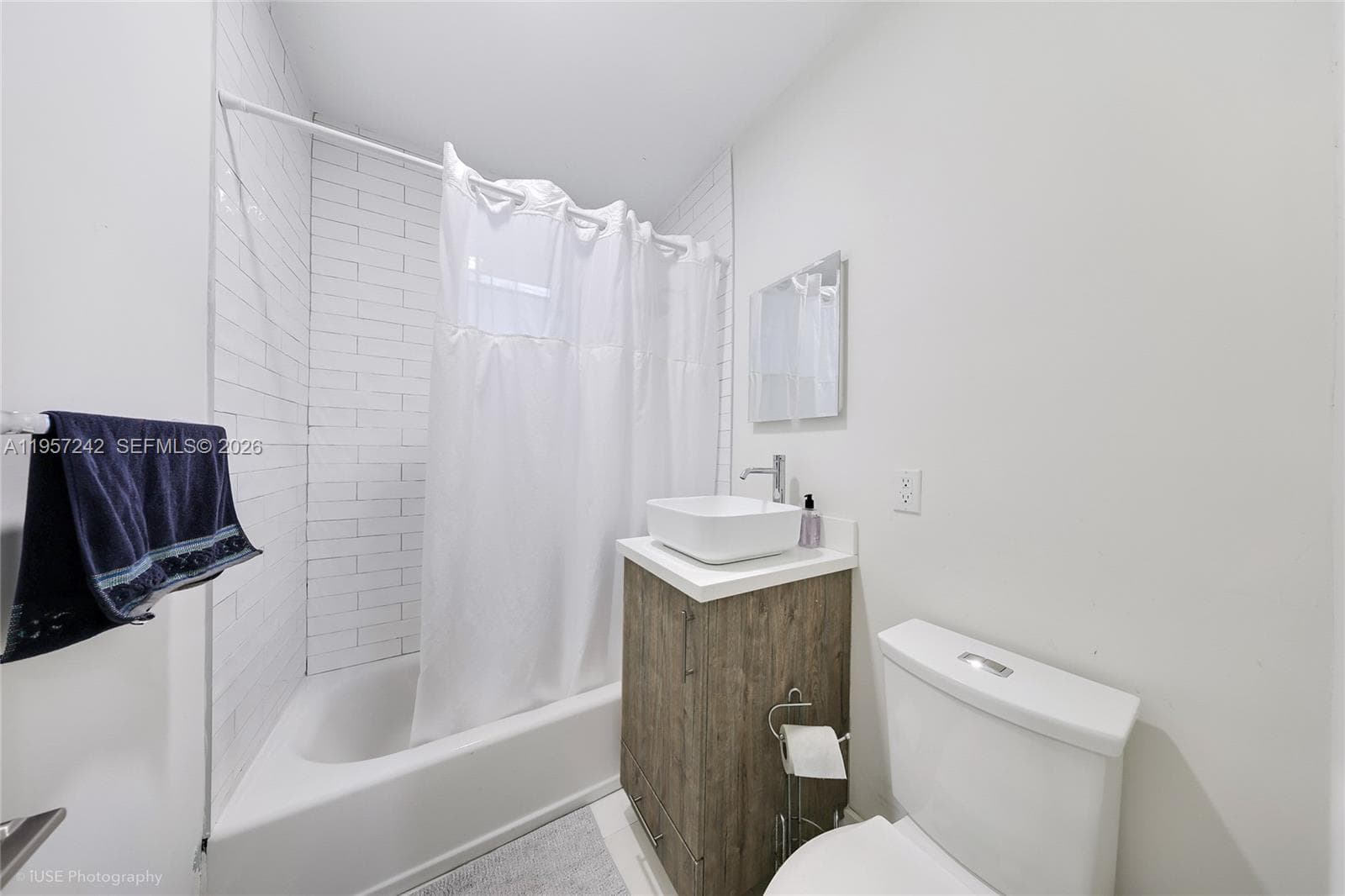 Tropical Isle Homes Sub 3, Key Biscayne, FL — 18