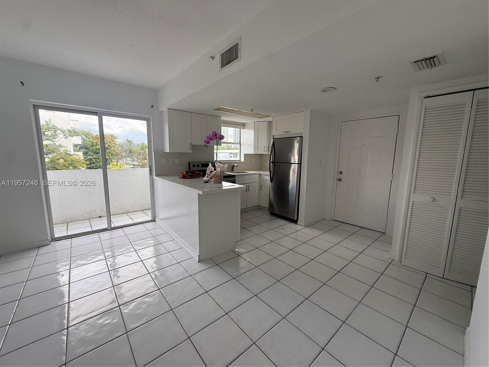 3052 SW 27th Ave # 301, Miami FL 33133 — 2