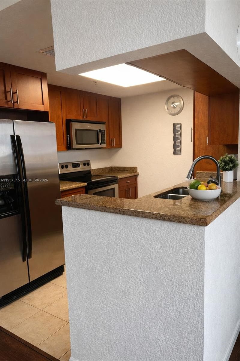 36 NW 6th Ave # 1, Miami FL 33128 — 6