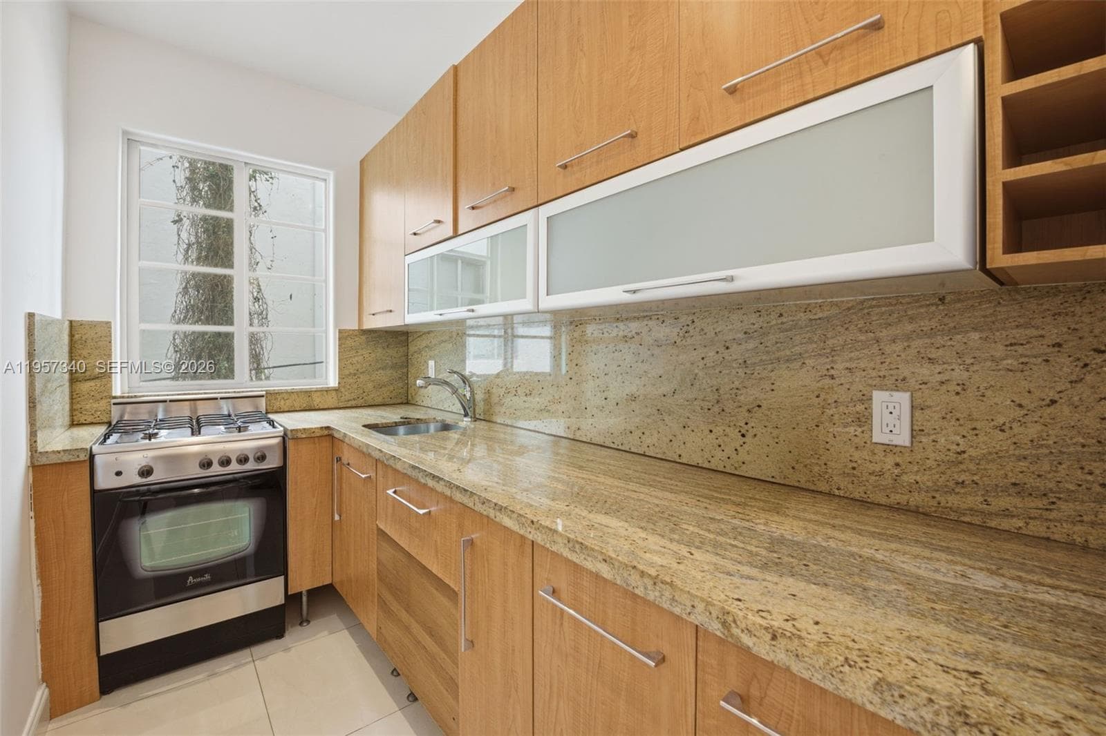 Selma Condo, Miami Beach, FL — 3