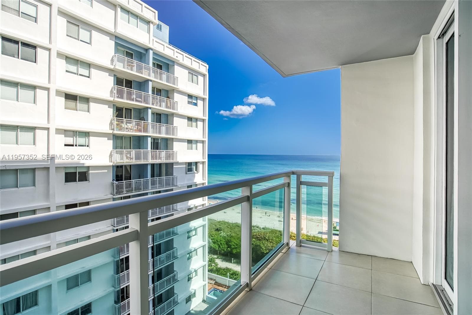 6917 Collins Ave # 1106, Miami Beach FL 33141 — 2