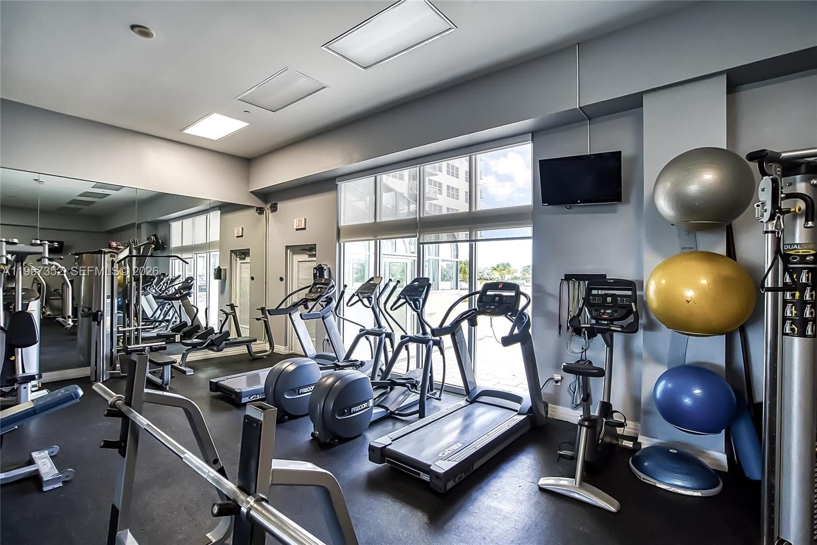 6917 Collins Ave # 1106, Miami Beach FL 33141 — 28