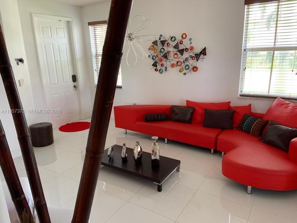 7586 NW 113th Path, Doral FL 33178 — 3