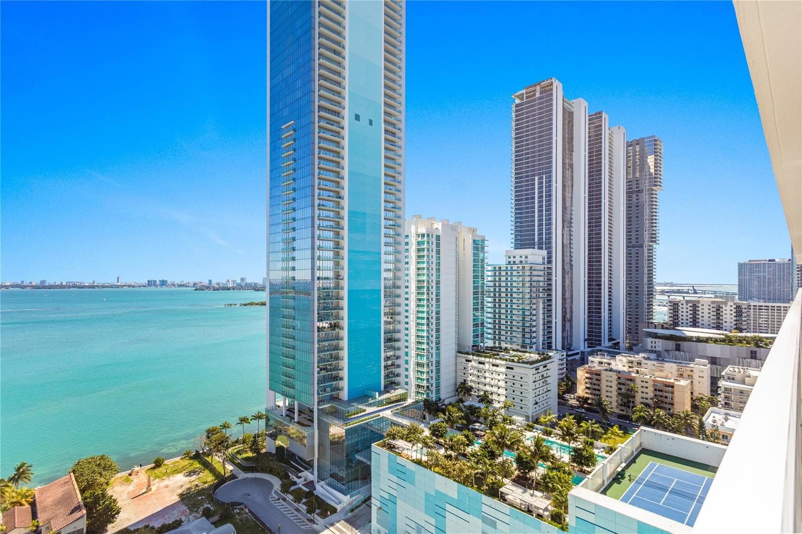 600 NE 27th Street # 2301, Miami FL 33137 — 22