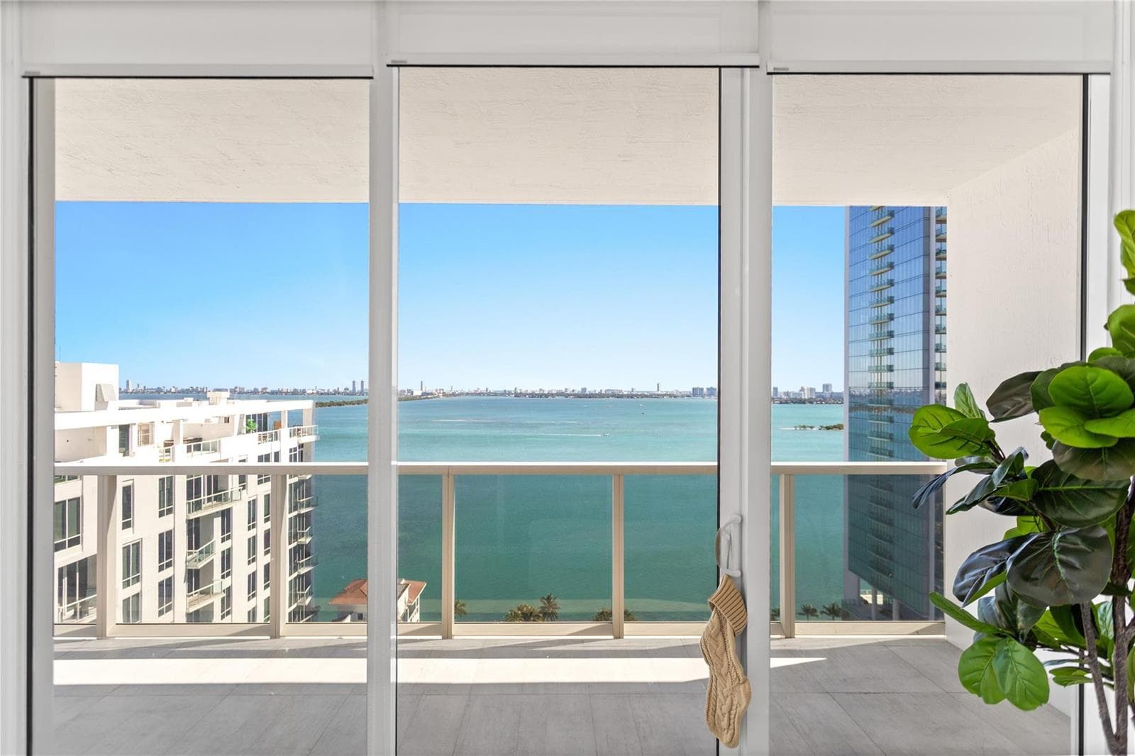 600 NE 27th Street # 2301, Miami FL 33137 — 44