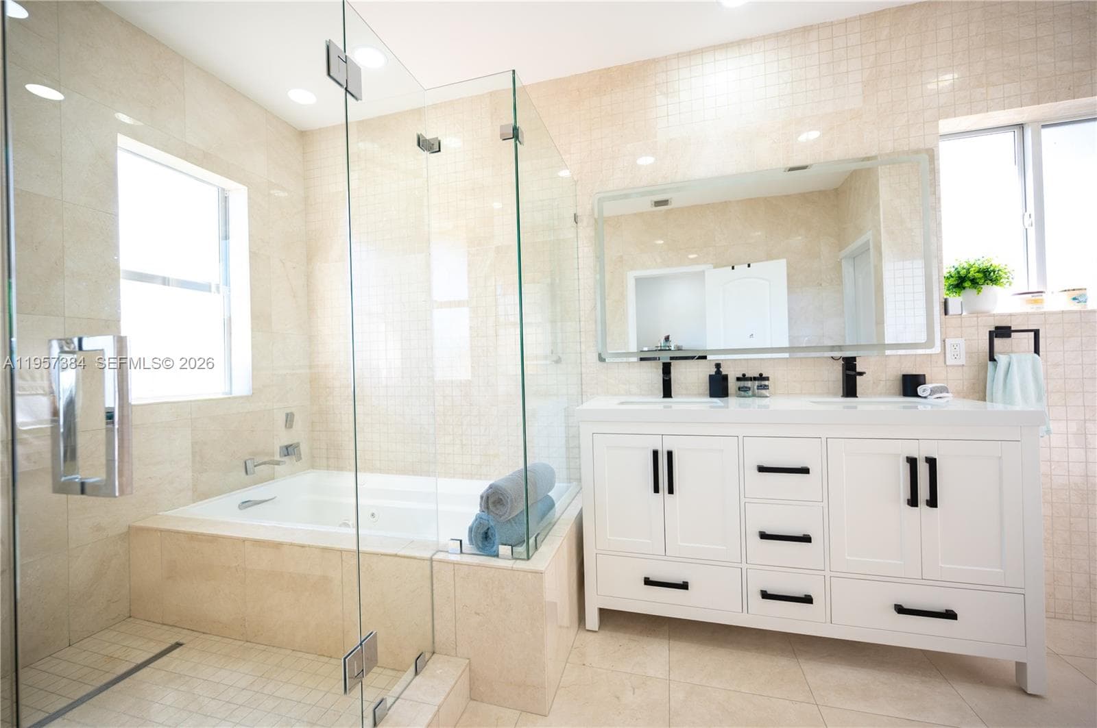 1046 NE 17th Ter, Homestead FL 33033 — 24