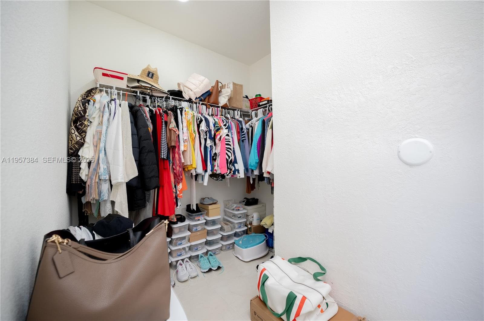 1046 NE 17th Ter, Homestead FL 33033 — 25