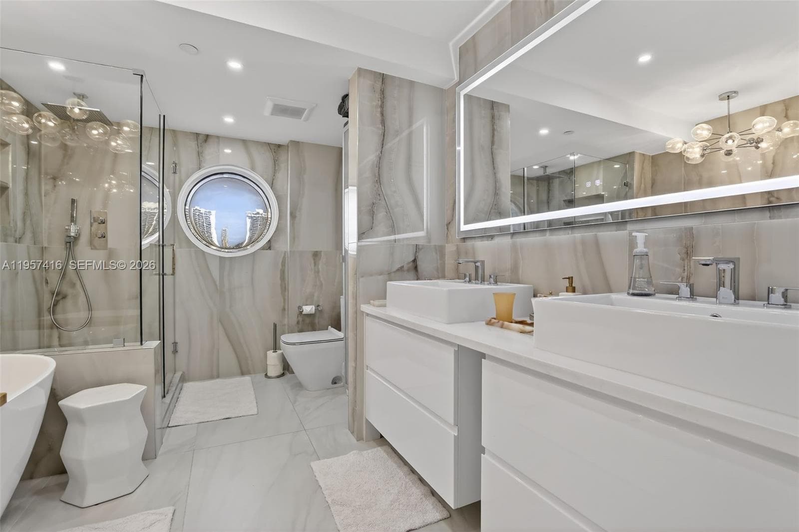 1000 W Island Blvd # 1009, Aventura FL 33160 — 23