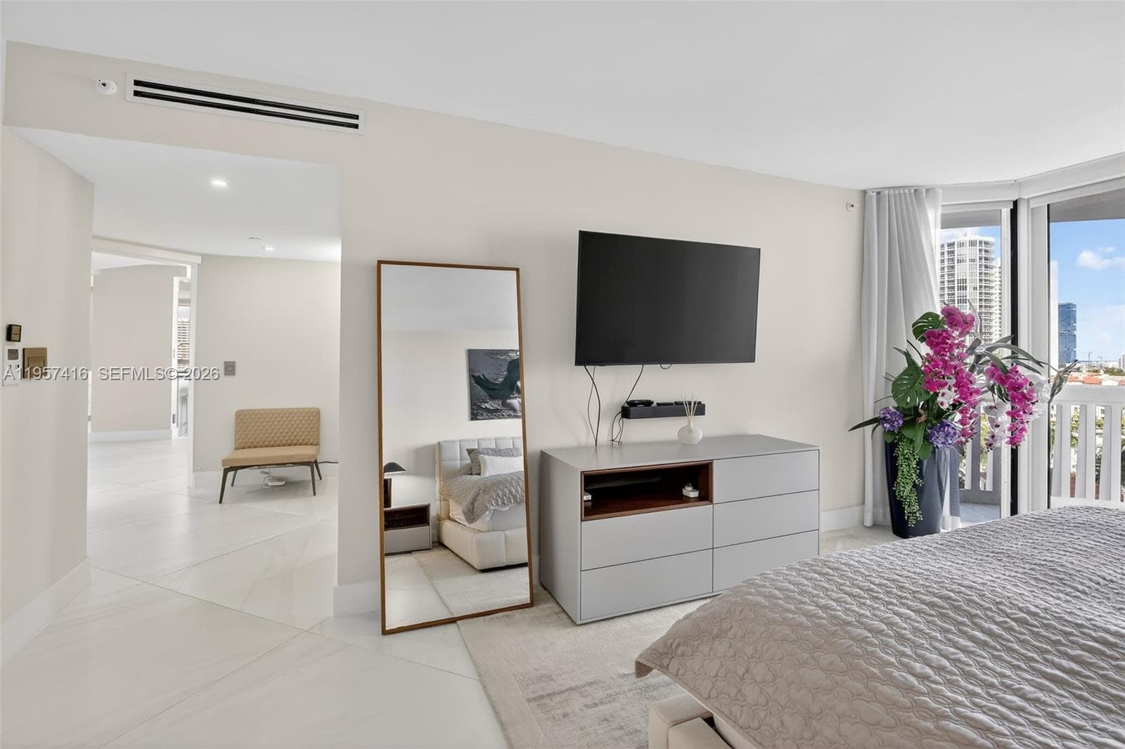 1000 W Island Blvd # 1009, Aventura FL 33160 — 20