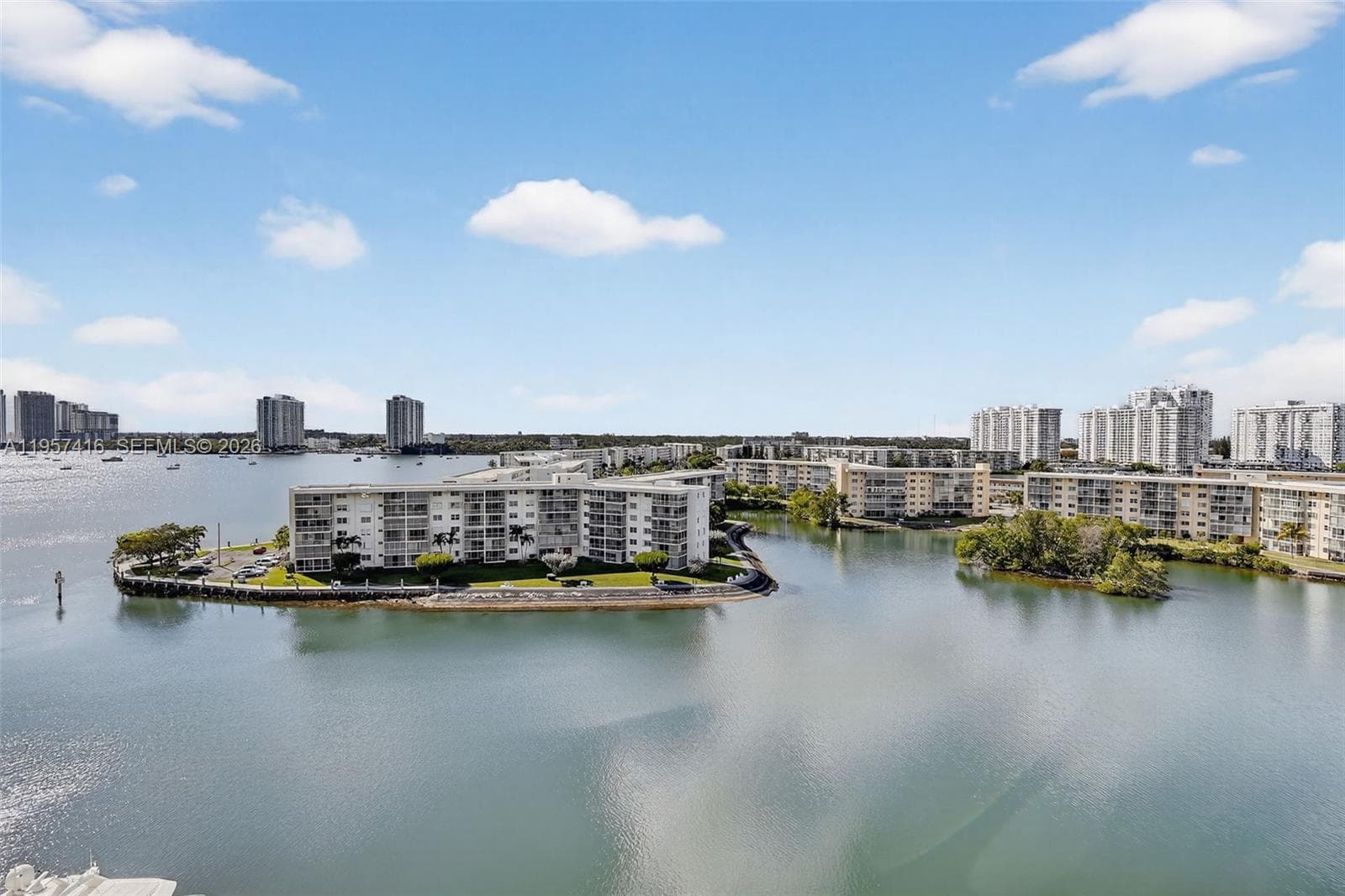1000 W Island Blvd # 1009, Aventura FL 33160 — 31