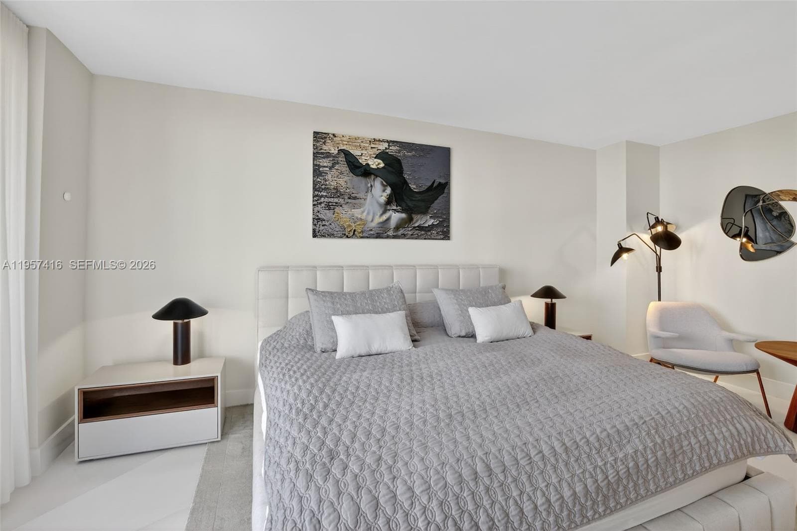 1000 W Island Blvd # 1009, Aventura FL 33160 — 21