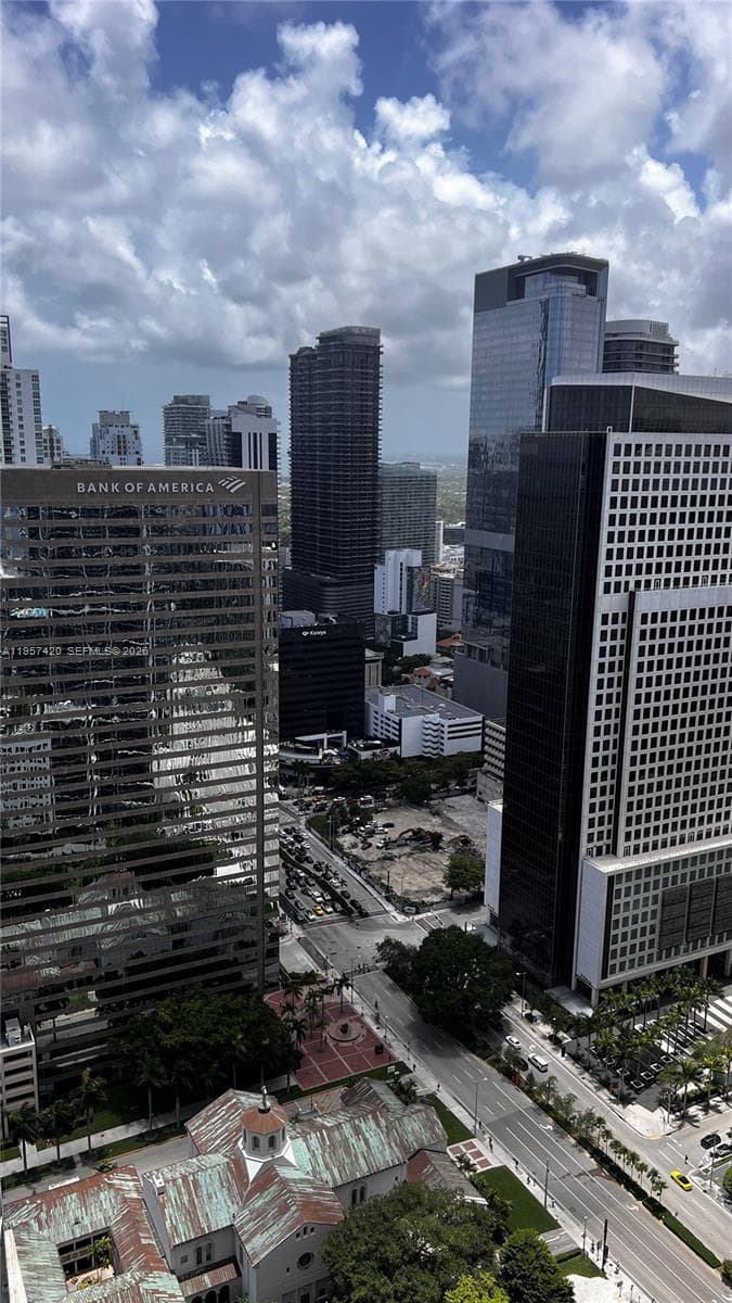 475 Brickell Ave # 4511, Miami FL 33131 — 36
