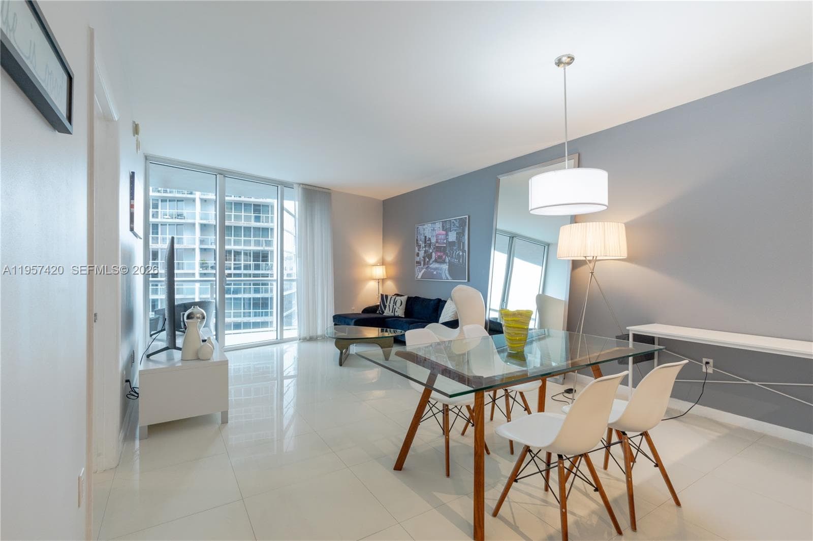 475 Brickell Ave # 4511, Miami FL 33131 — 1